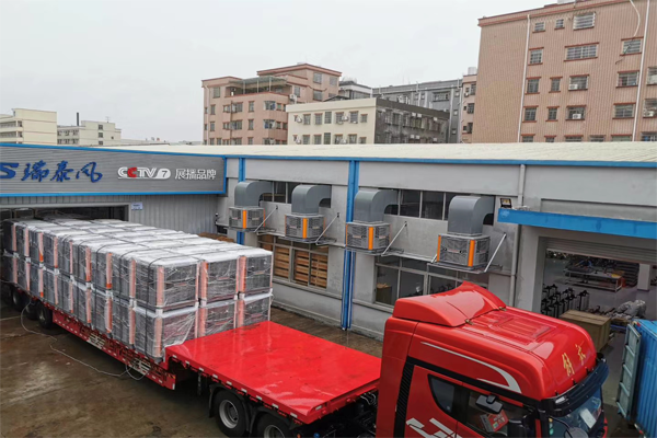 夏季車(chē)間如何降溫 降溫設(shè)備品牌廠(chǎng)家 瑞泰風(fēng)告訴您怎麼選