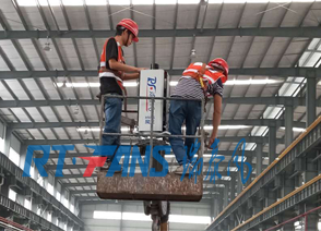 注塑車(chē)間大型工業(yè)吊扇安裝，瑞泰風(fēng)一步到位