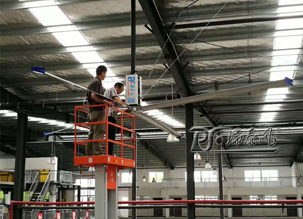 CNC車(chē)間大風(fēng)扇安裝，瑞泰風(fēng)大型工業(yè)風(fēng)扇一步到位！
